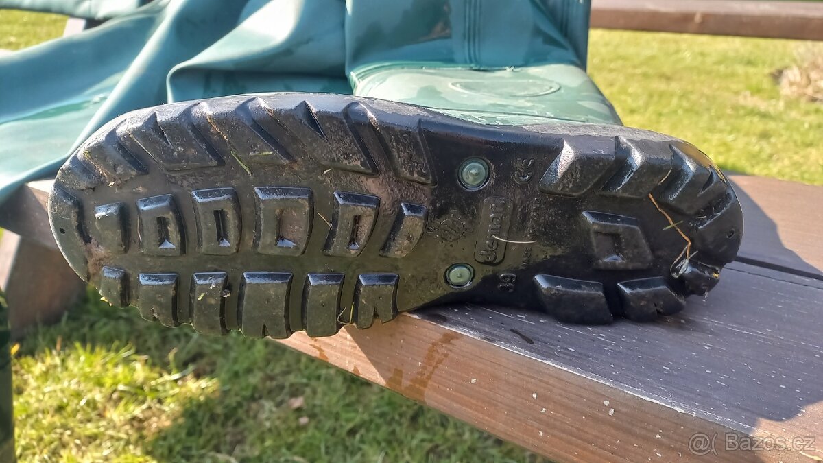 Gumáky prsačky - 3