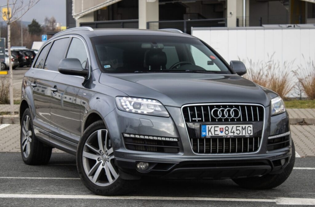 Audi Q7 3.0 TDI quattro Tiptronic S-line (2011) - 3