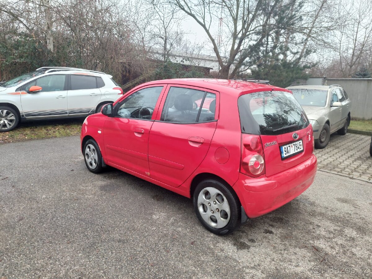 Kia Picanto - 3
