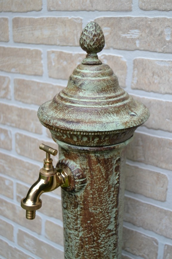 Vodovodní sloupek - kašna - litinová výlevka - zelená - 3