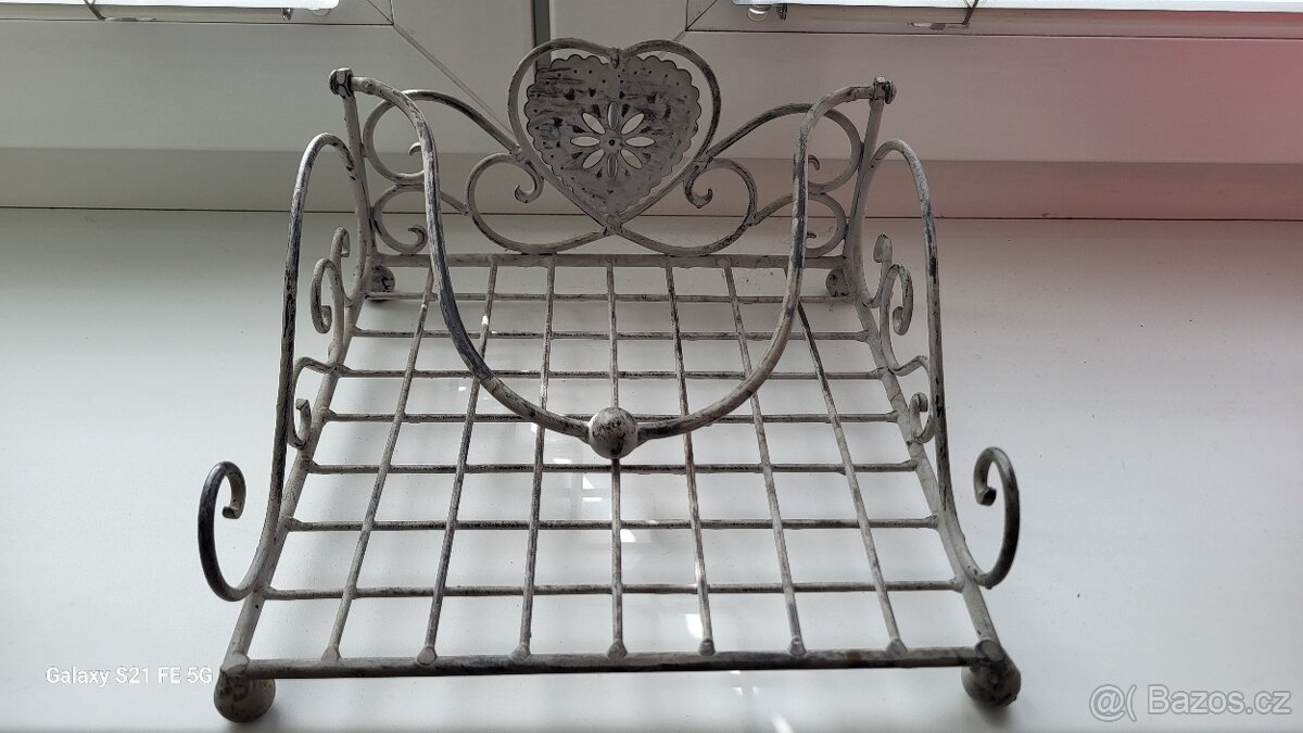 Stojan ubrousky,kytka - 3