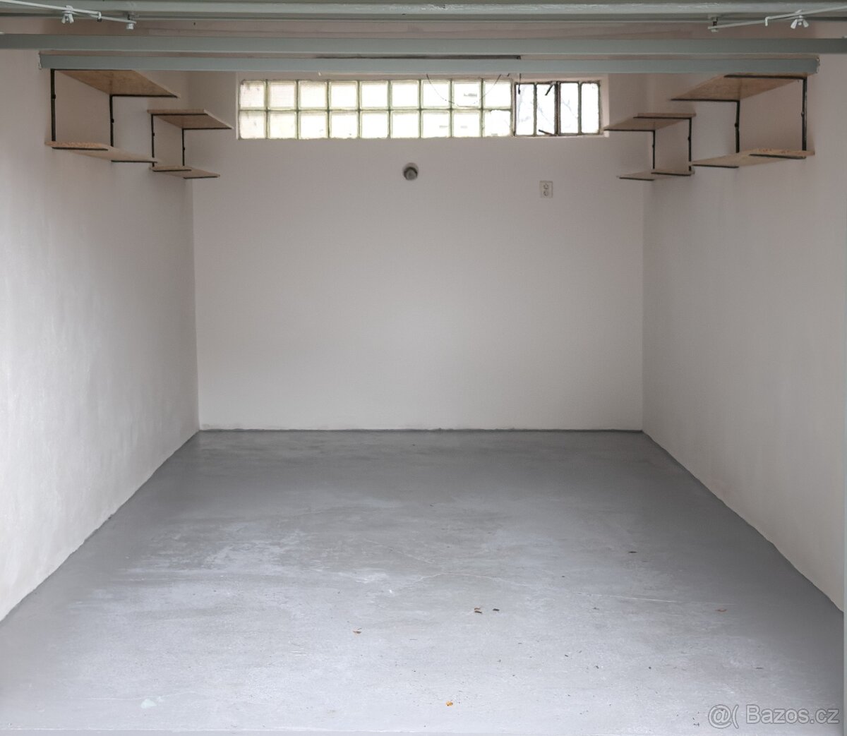 Prodej Garáže 21 m² Brno - Lesná - 3