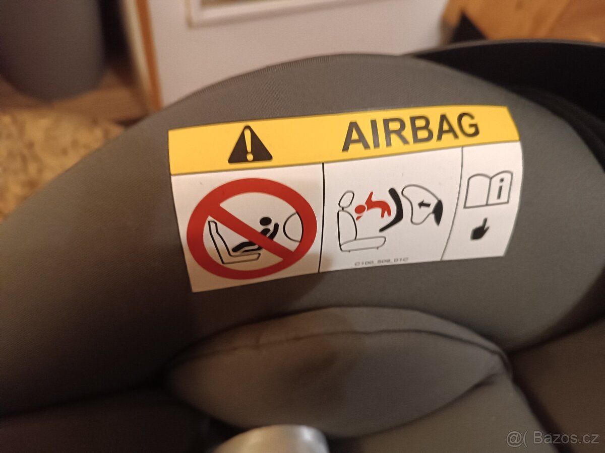 Prodám minimálně(6 měsíců v záruce) používanou autosedačku C - 3