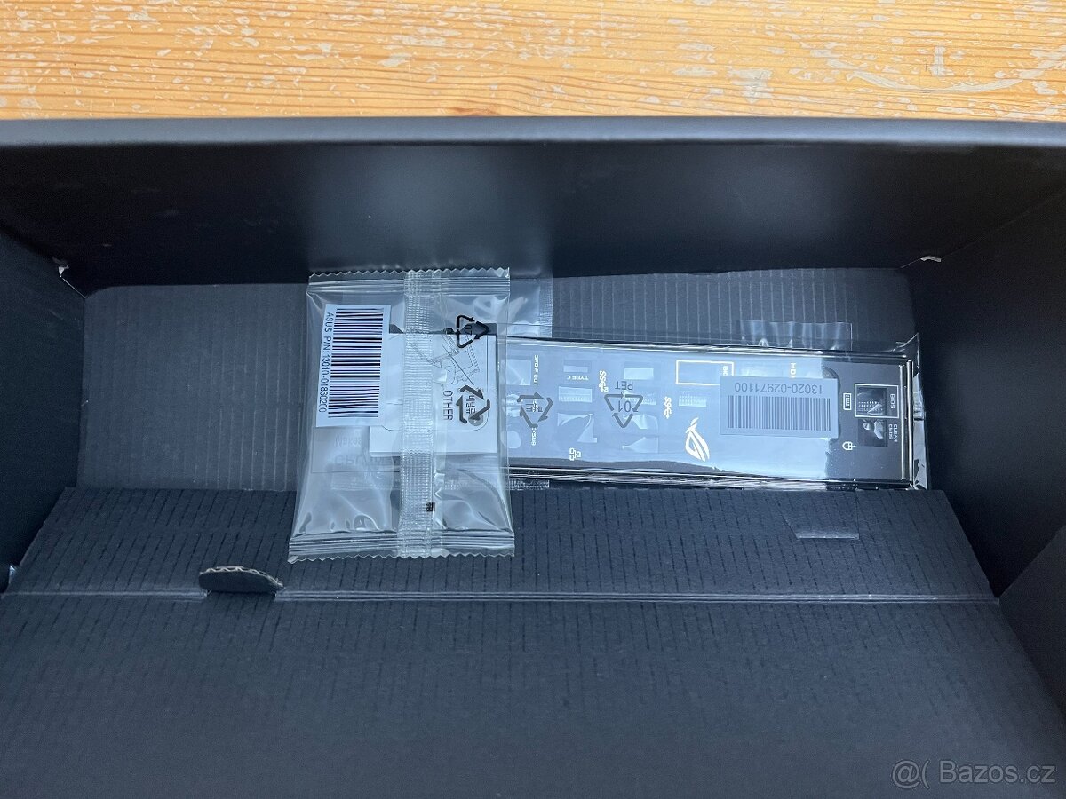 ASUS ROG MAXIMUS IX APEX /Z270/socket 1151/Nepoužitá - 3