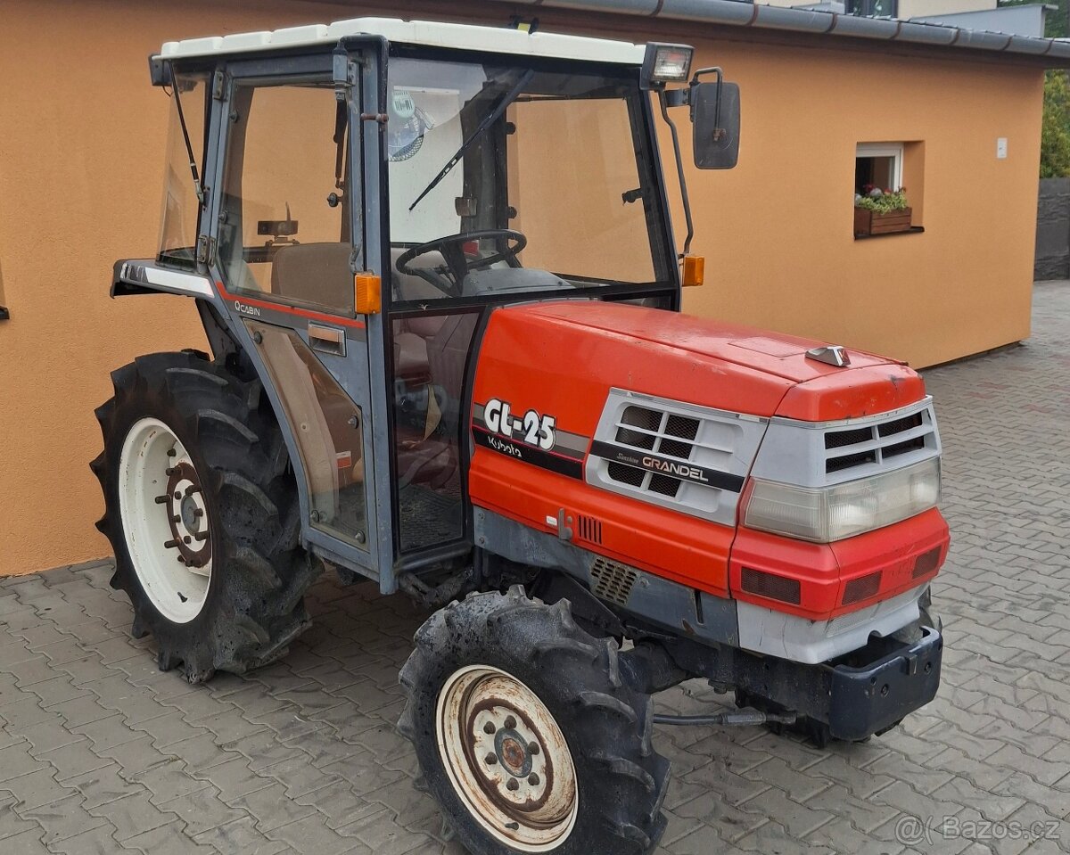 Malotraktor Kubota GL25 - 3