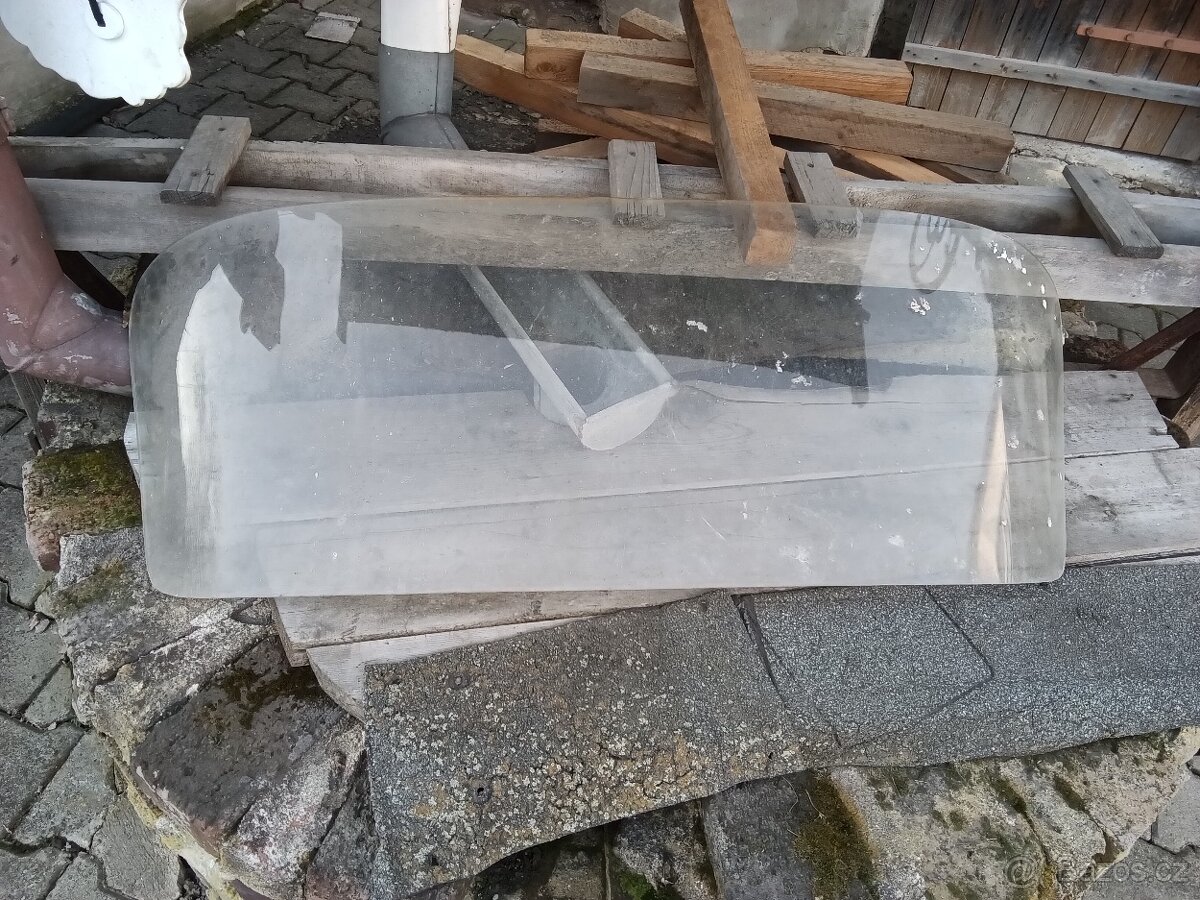 Škoda 1000MB- přední a zadní sklo - 3