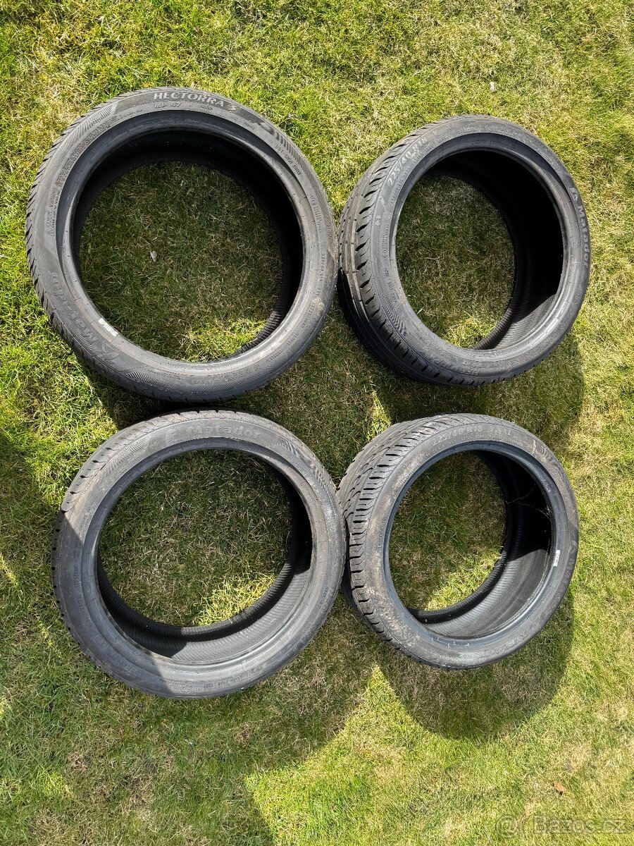 Letní pneu 225/40 R18 - 3