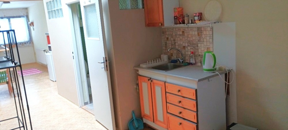 Loftový byt 30 m2, student/st. pár. pračka, RD, okolí centra - 3
