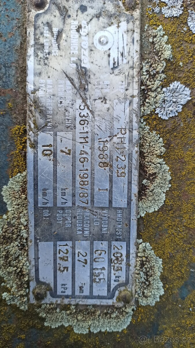 Roudnický jednostranný návěsný pluh PH 1-239 - 3