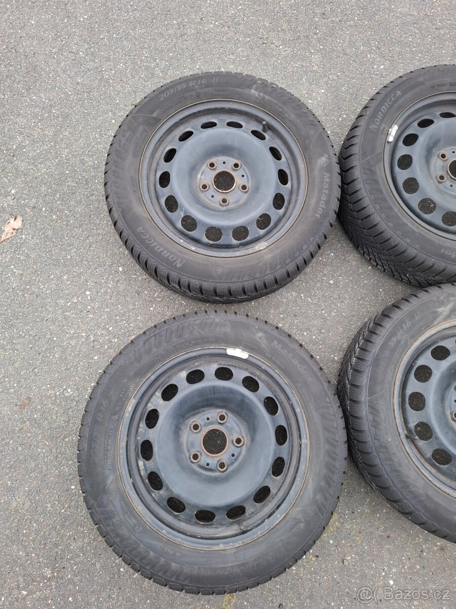 Zimní kola Octavia 3 205/55/16 ET48 5x112 - 3