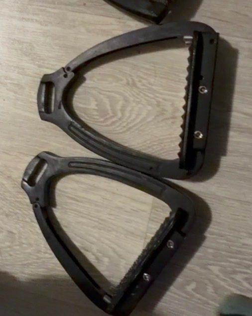 Bezpečnostní třmeny, deka 165, sedlo, gelovka na posedlí - 3