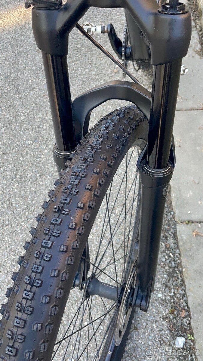 Celoodpružené horské kolo KTM 29 2024 - 3