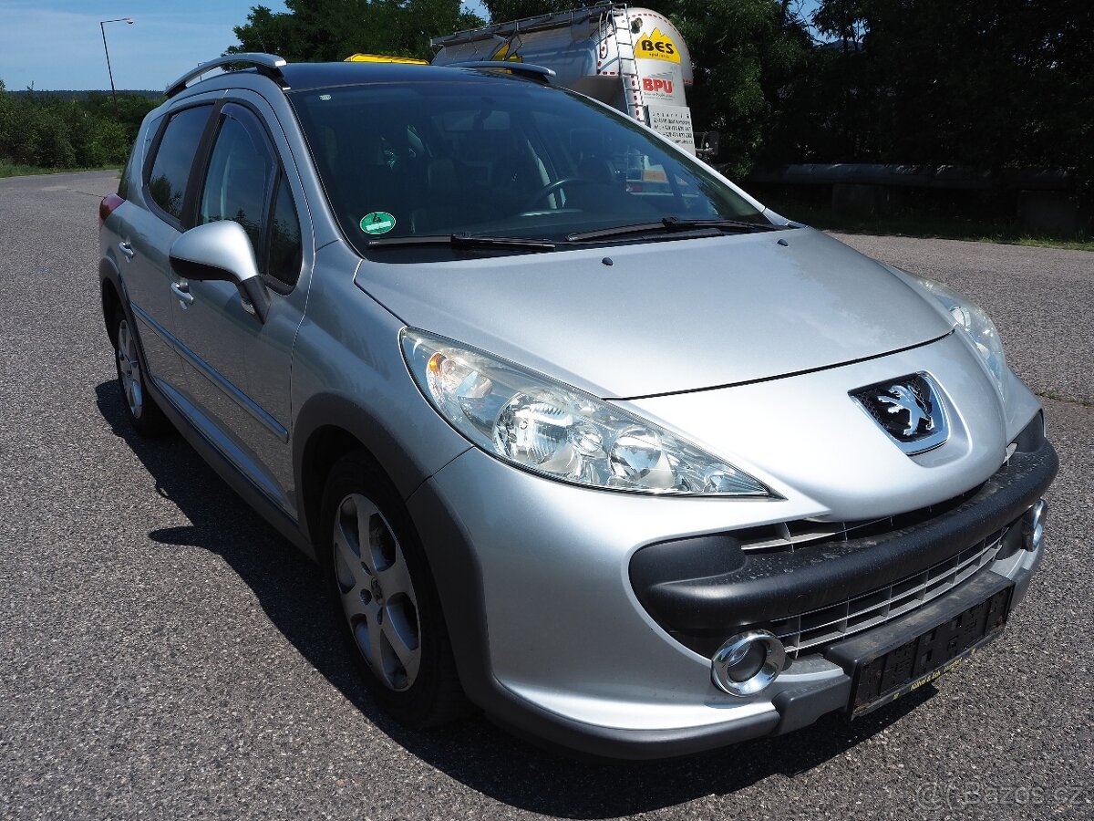 Peugeot 207 SW OUTDOOR 1.6 HDI PANORAMA - 3