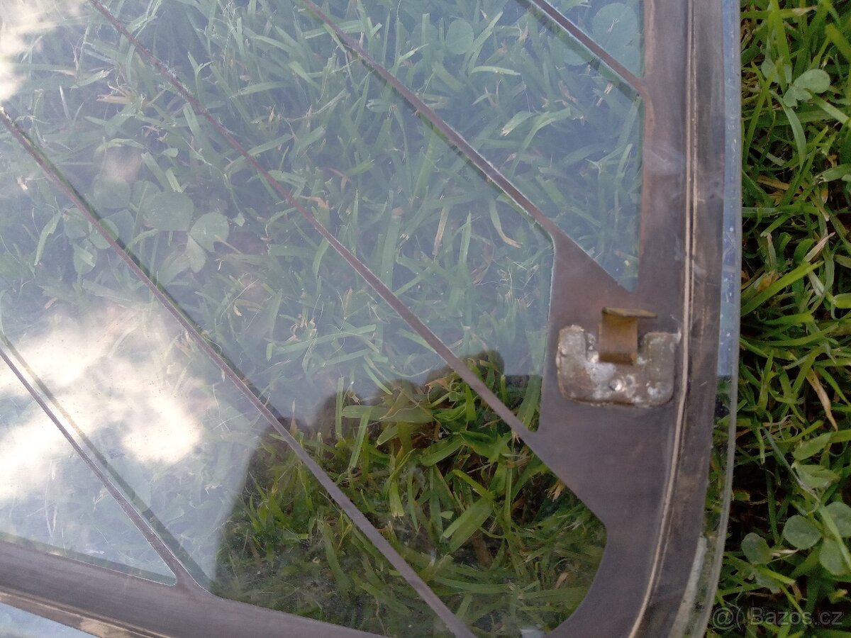 Zadní sklo Škoda Favorit /Forman - 3