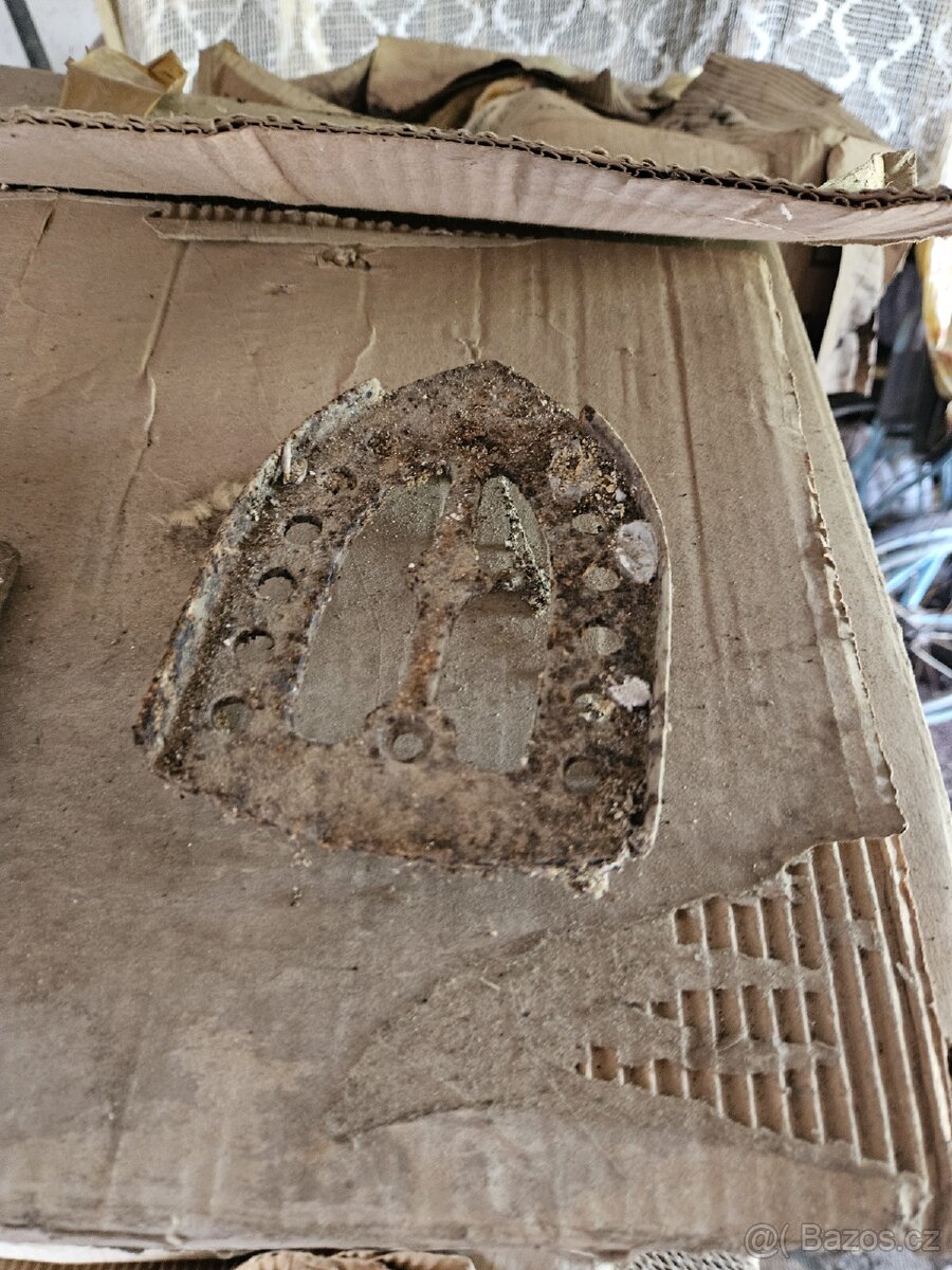 Nahřívací žehlička - 3