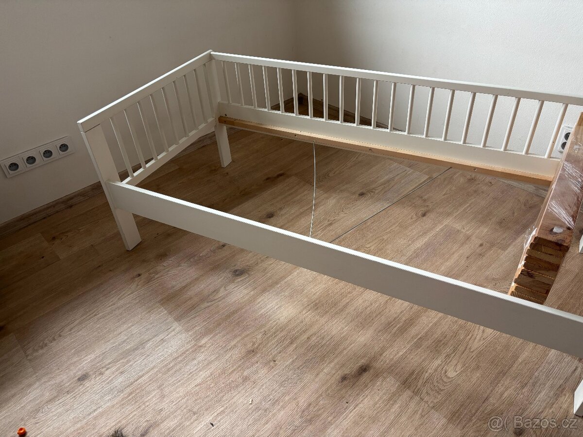 Dětská postýlka s matrací - 3