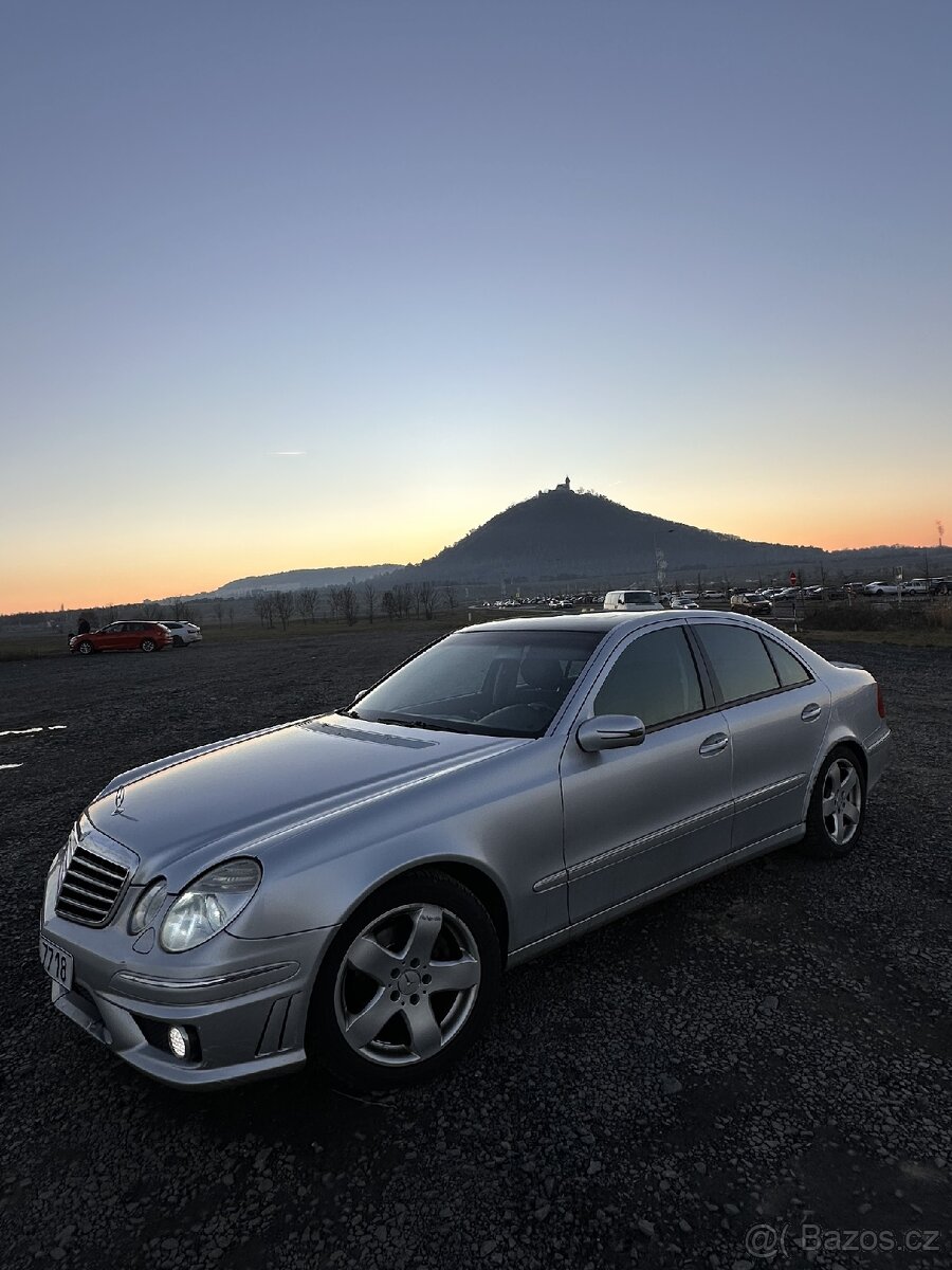 Mercedes Benz W211 - 3