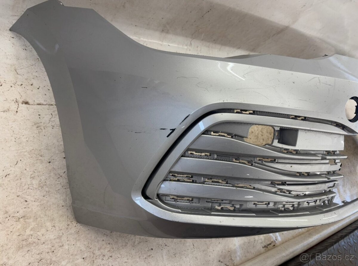 Přední nárazník VW Golf 8 stříbrná - 3