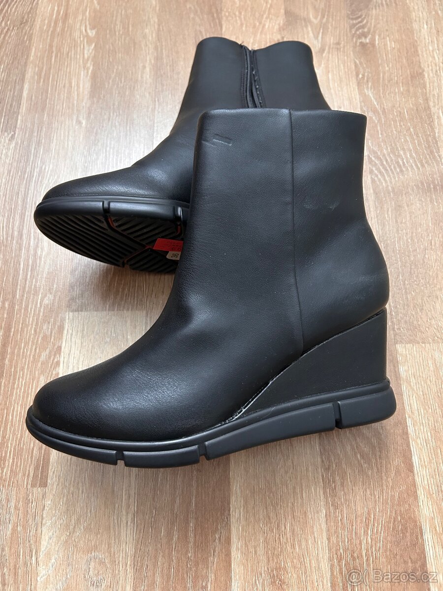 Dámske kožené boty velikost 36- nové Baťa - 3