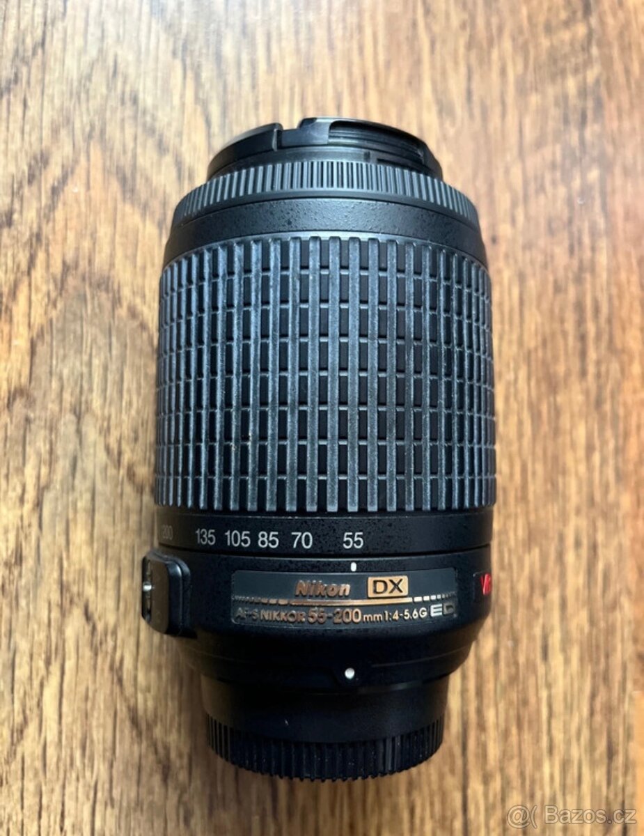 Nikon D3100 a Nikon D3300 - 3