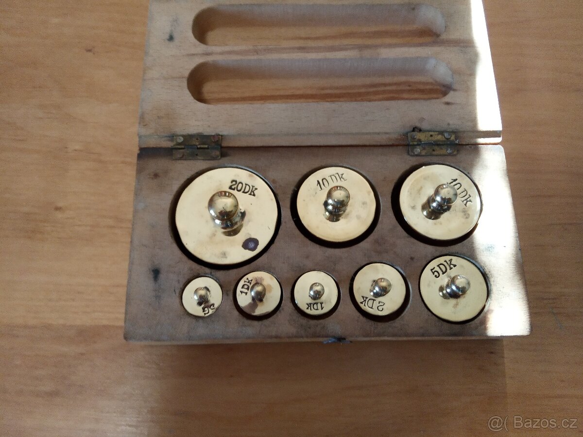 starožitné váhy se závažím - 3