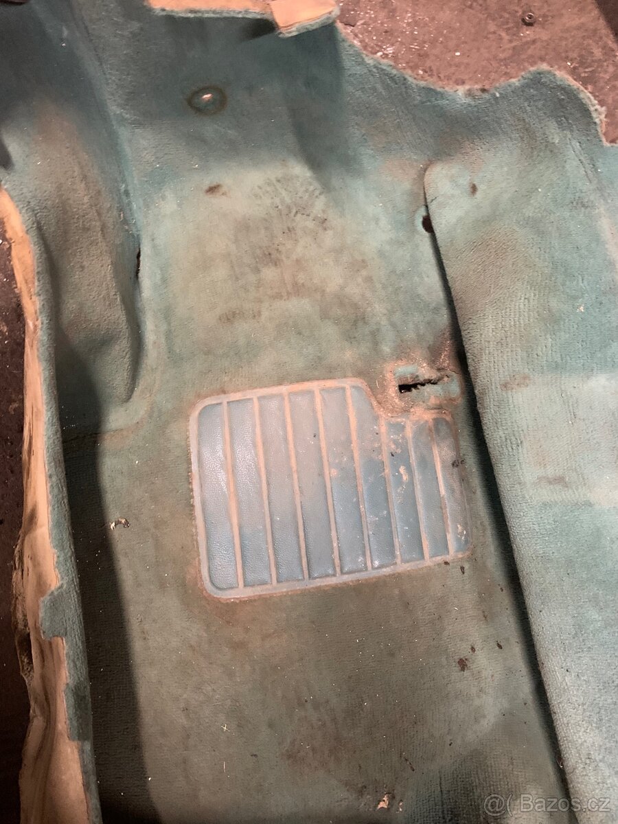 Koberec Bmw e36 coupe - 3