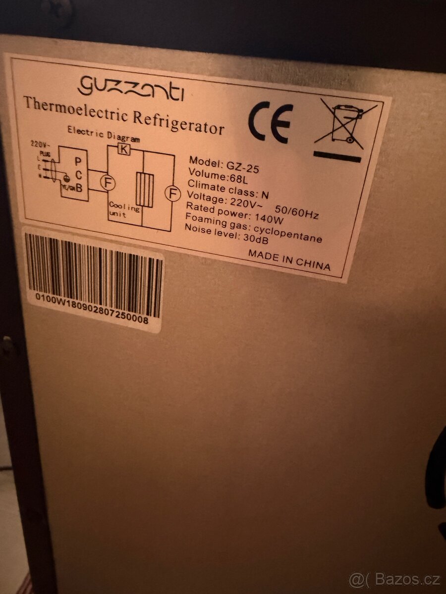 Vinotéka Guzzanti GZ-25 - 3