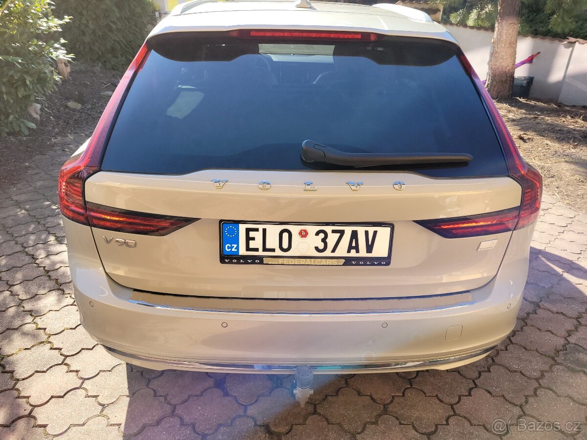 Volvo V90 T6 hybrid - 3