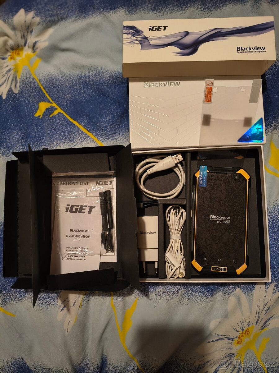 Odolný mobilní telefon iGET Blackview BV6000s - 3