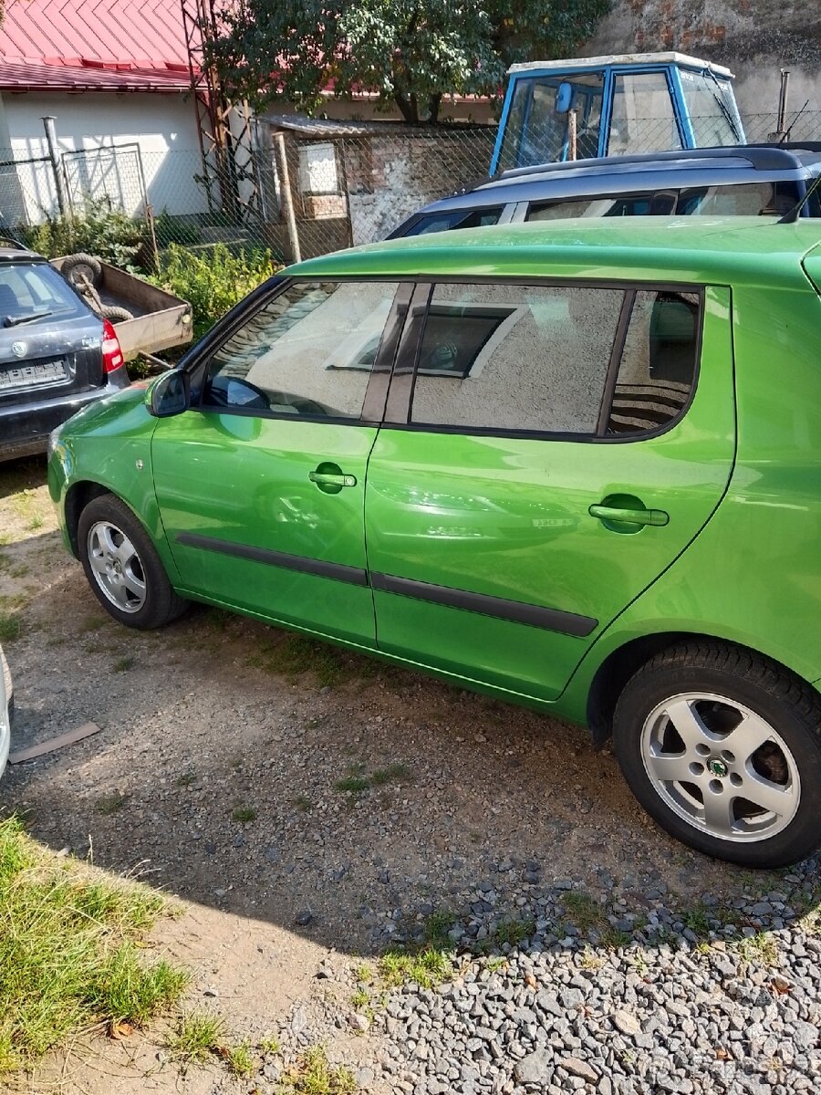 Škoda fabia - 3