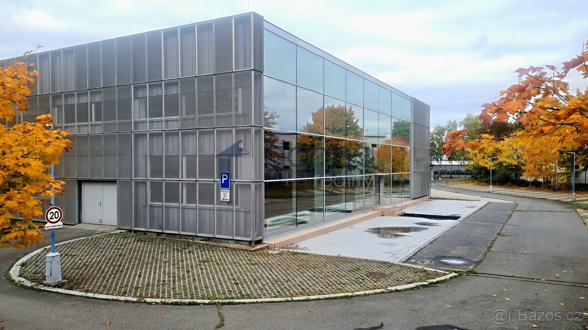 Pronájem obchodního prostoru 2799 m² Za Mototechnou, Praha - - 3