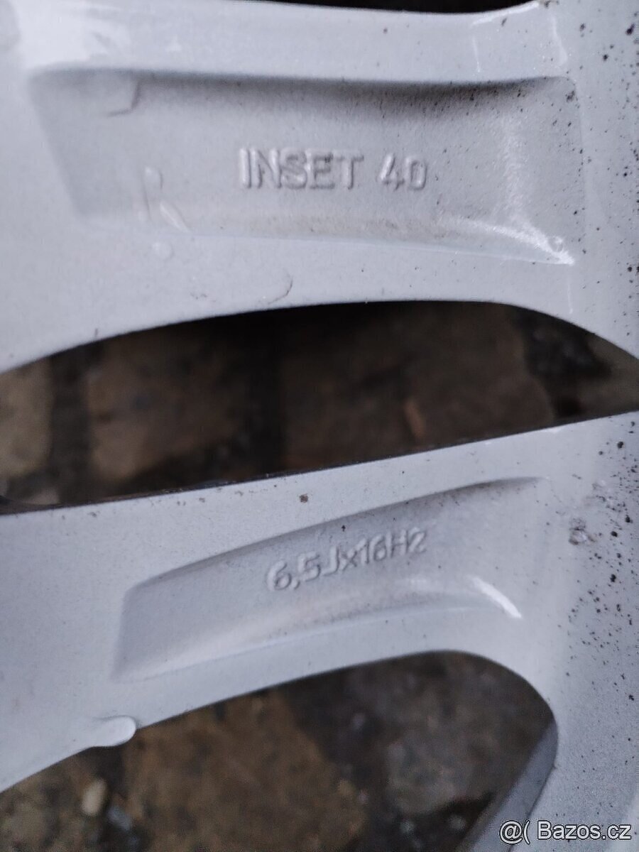 al.disky 5x114,3 R16 NISSAN original - 3