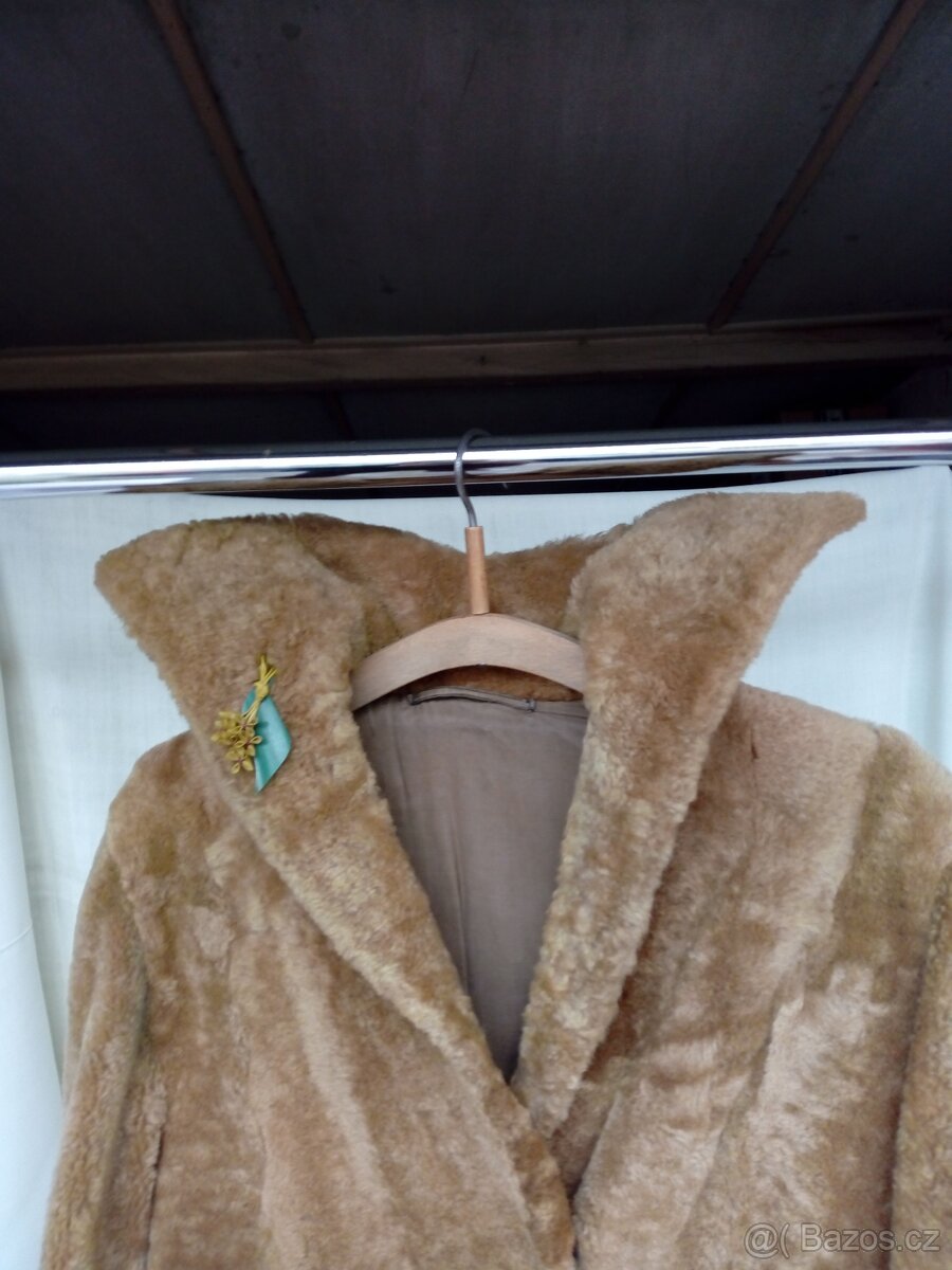 Retro dámský kožich + čepice - 3