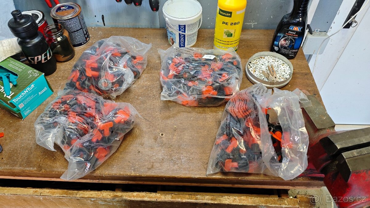 Svorky na vyrovnání dlažby - 3