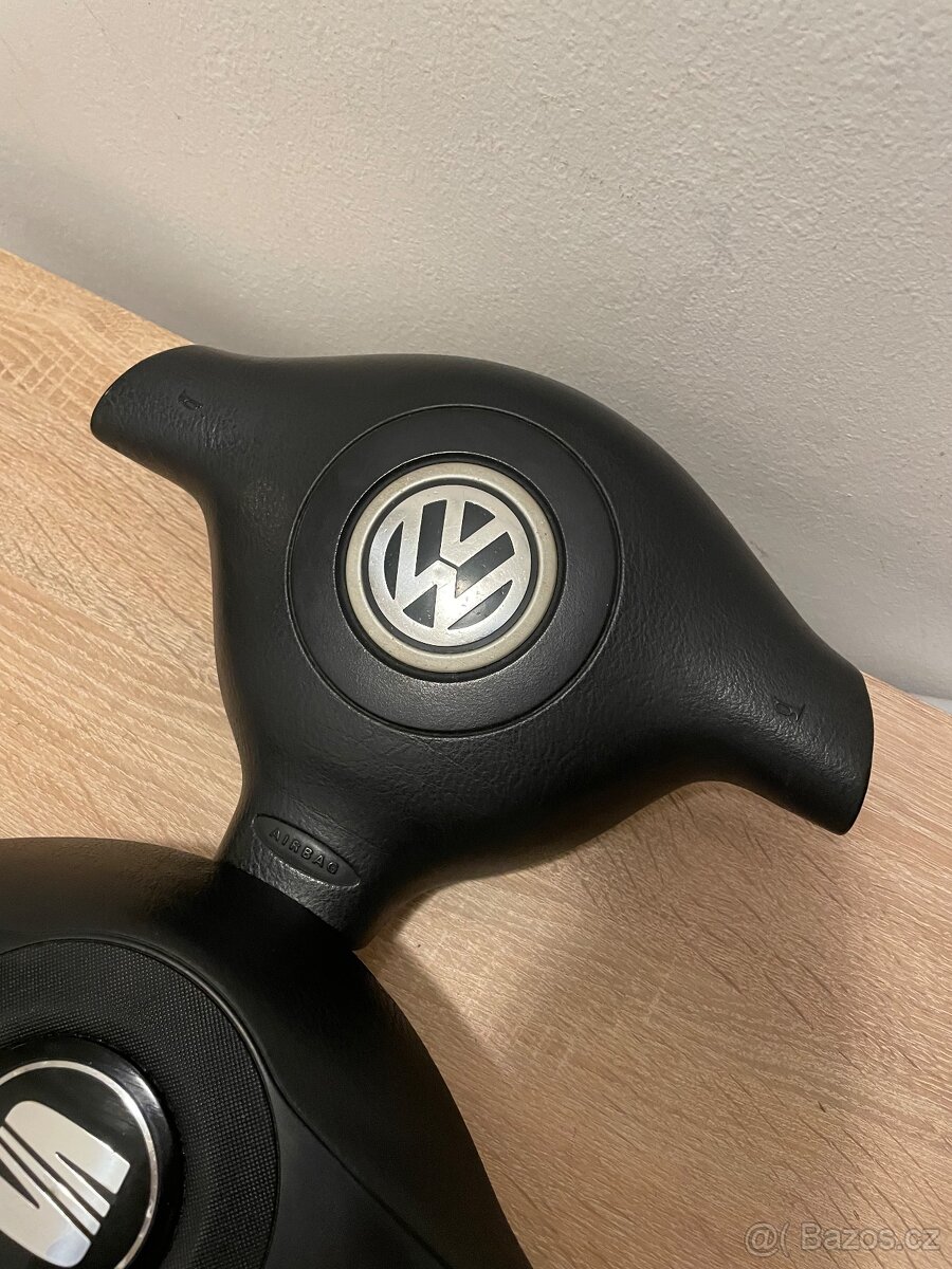 Tříramenný kožený volant - Airbag - 3