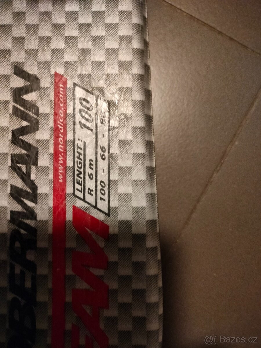 Prodám dětské lyže 100 a přeskáče 32,5 - 3