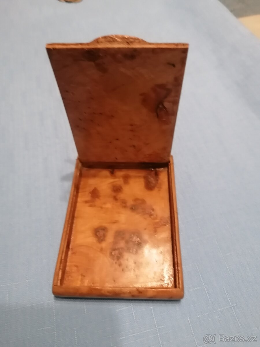 Tabatěrka 20léta minuleho století - 3