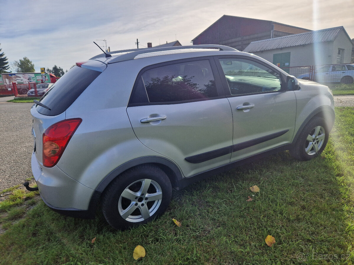SsangYong Korando 2.0 XDi - 2012 4x4 závěs 2t - 3