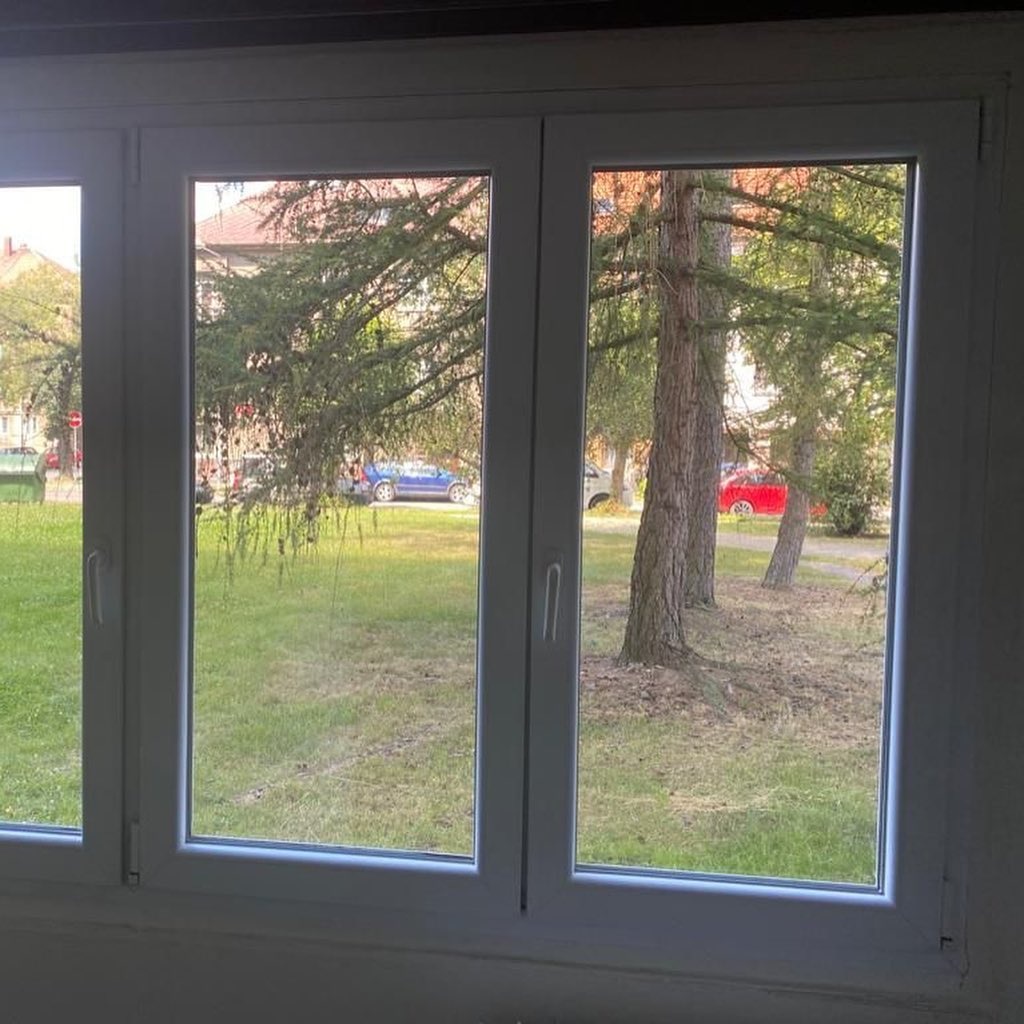 Okna plastová různých rozměrů - 3