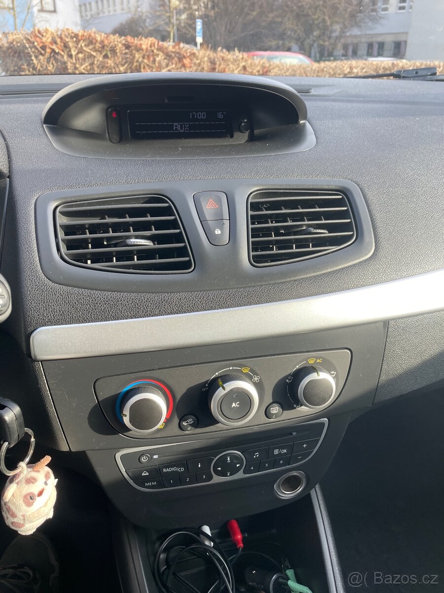 Renault Fluence druhý majitel 80t km. - 3