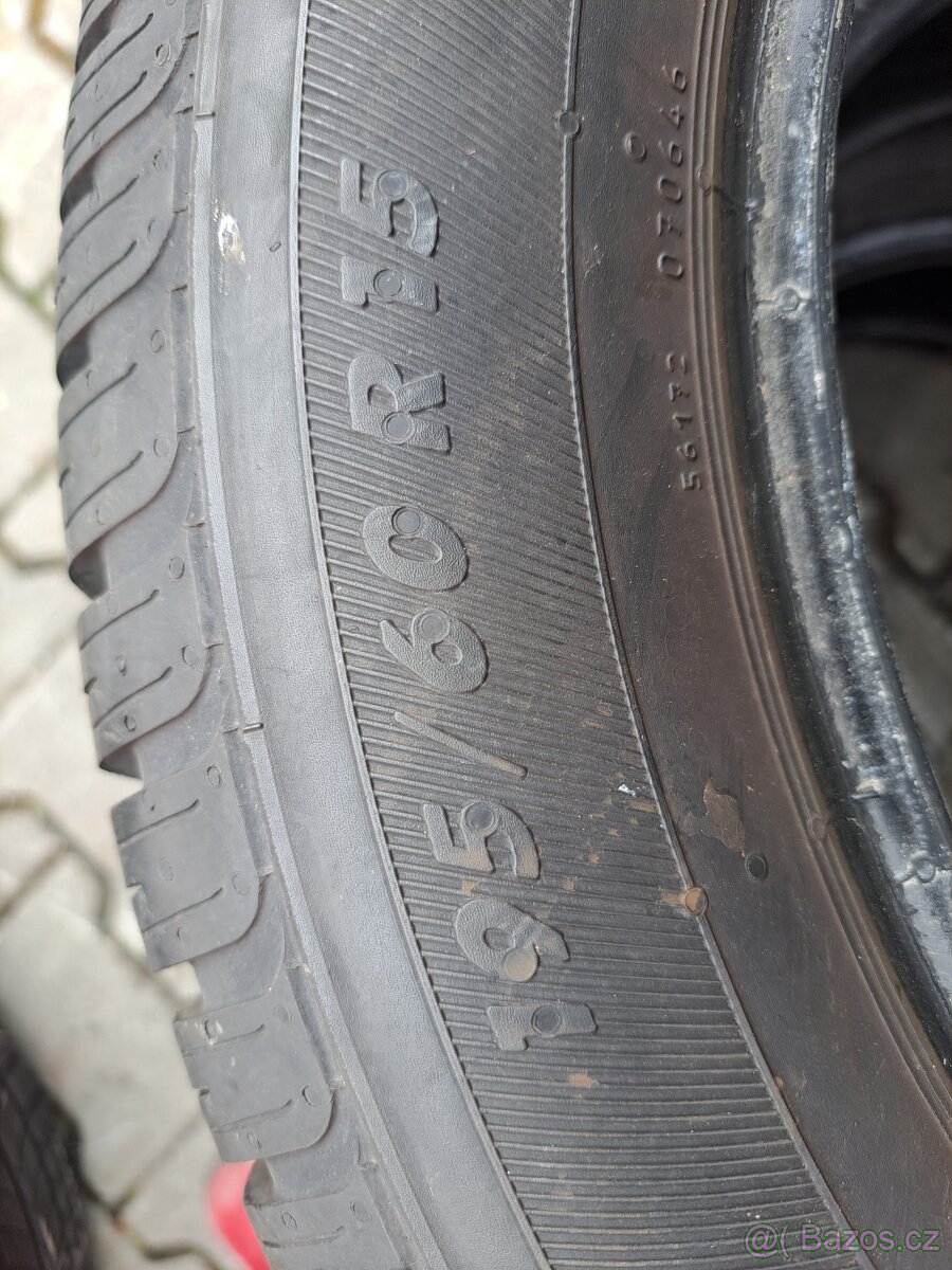 195/60R15 - 3
