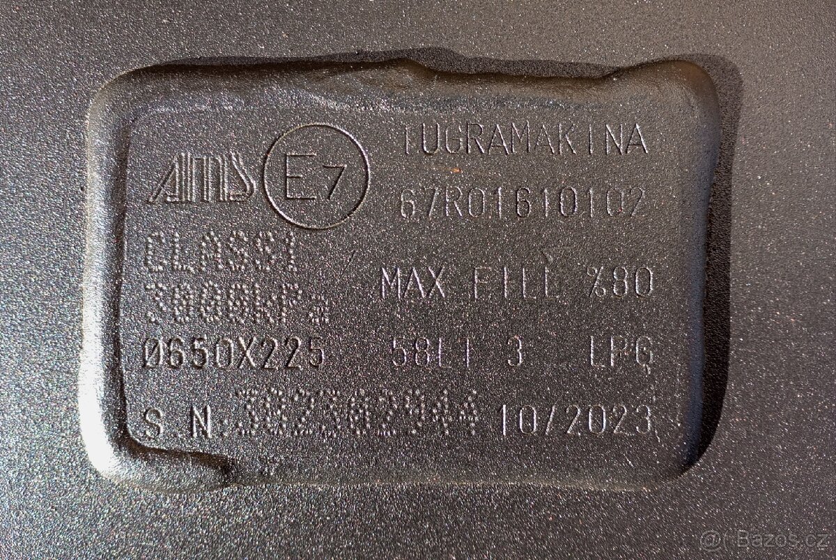 LPG nádrž, platnost 10/2033 - 3