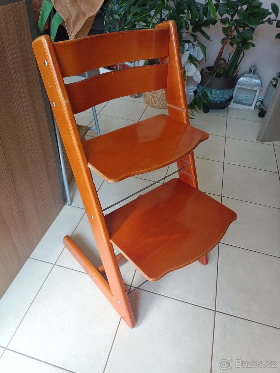 Rostoucí židle - masiv - 3