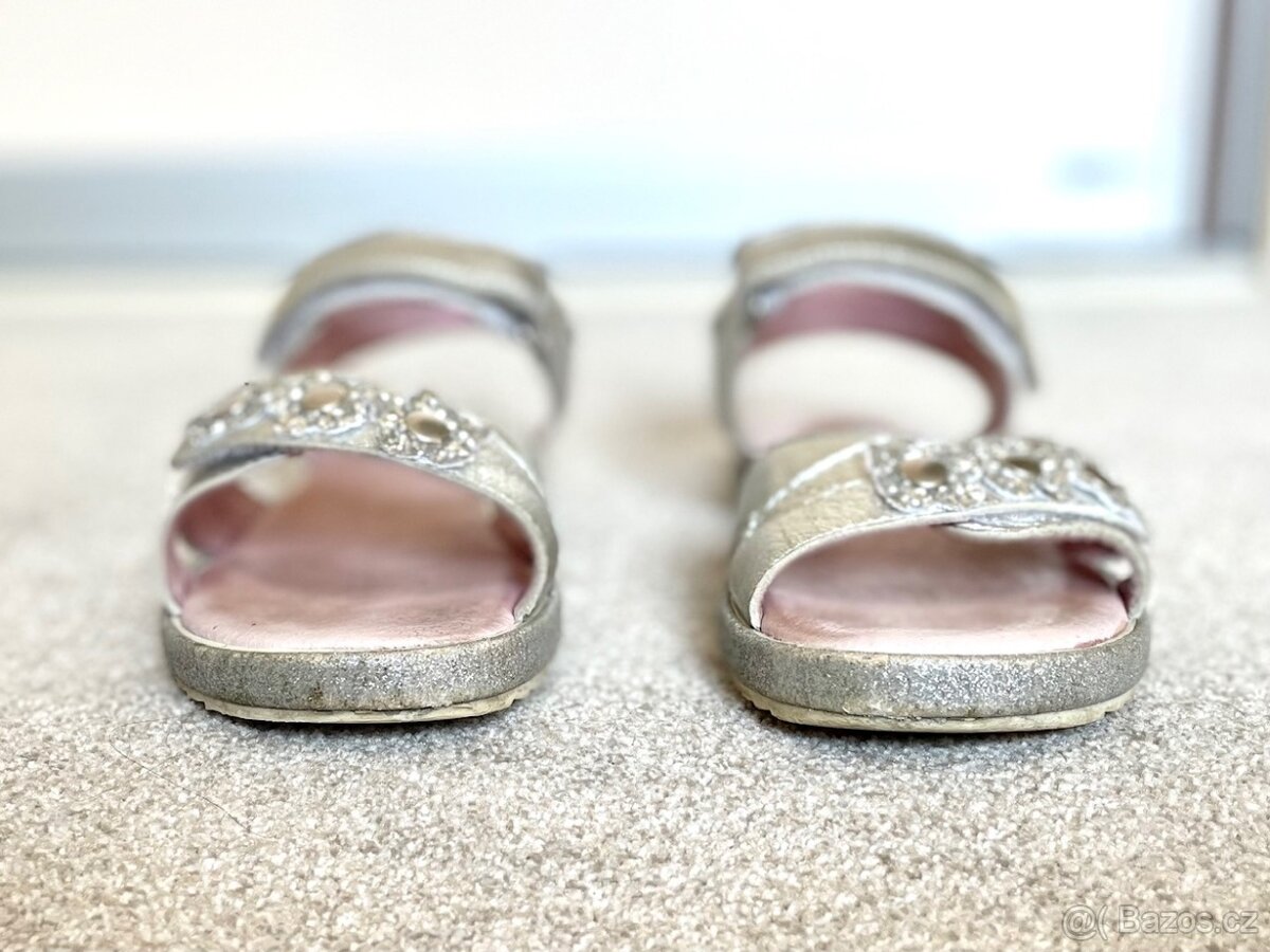 Dívčí elegantní sandály Richter - stříbrné v. 30 - 3