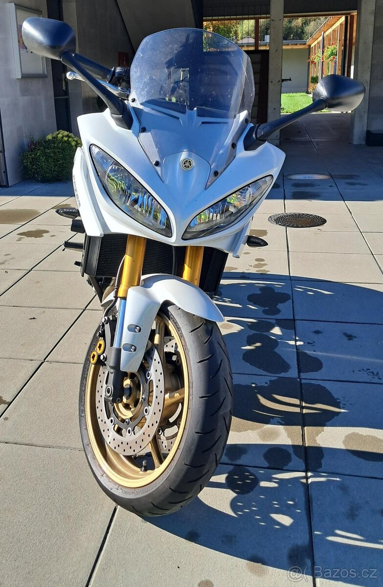 YAMAHA FZ8 ( Fazer ) - 3