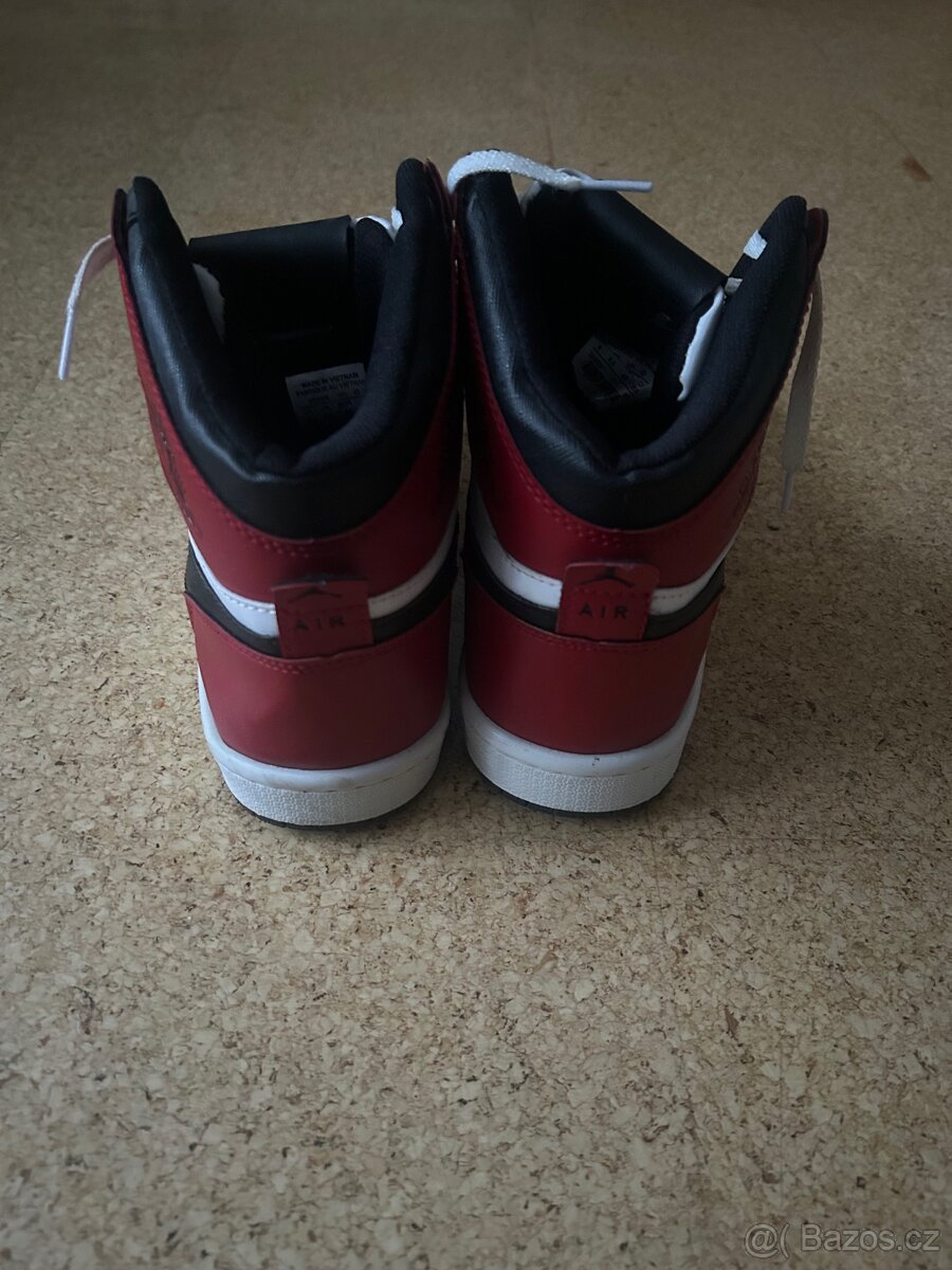 Boty Jordan 1 Retro Black Toe - 3