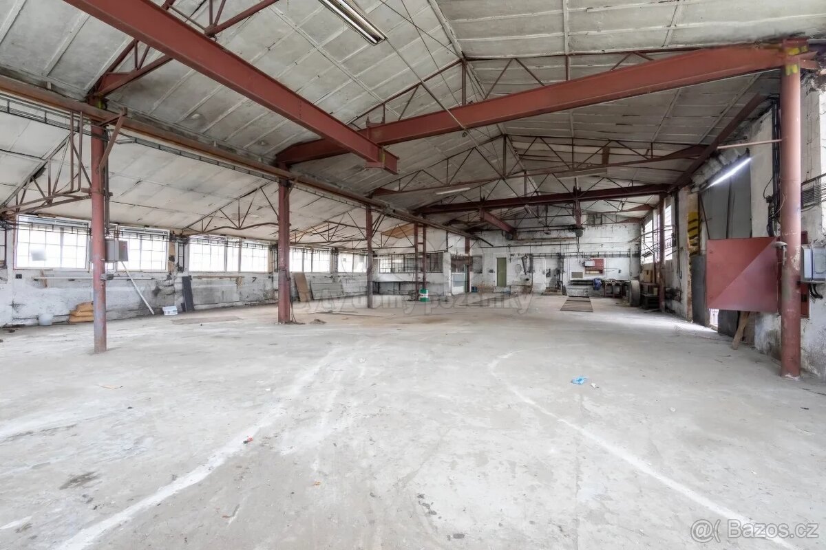 Pronájem autodílny, výrobních prostor, garáží, skladů - 3