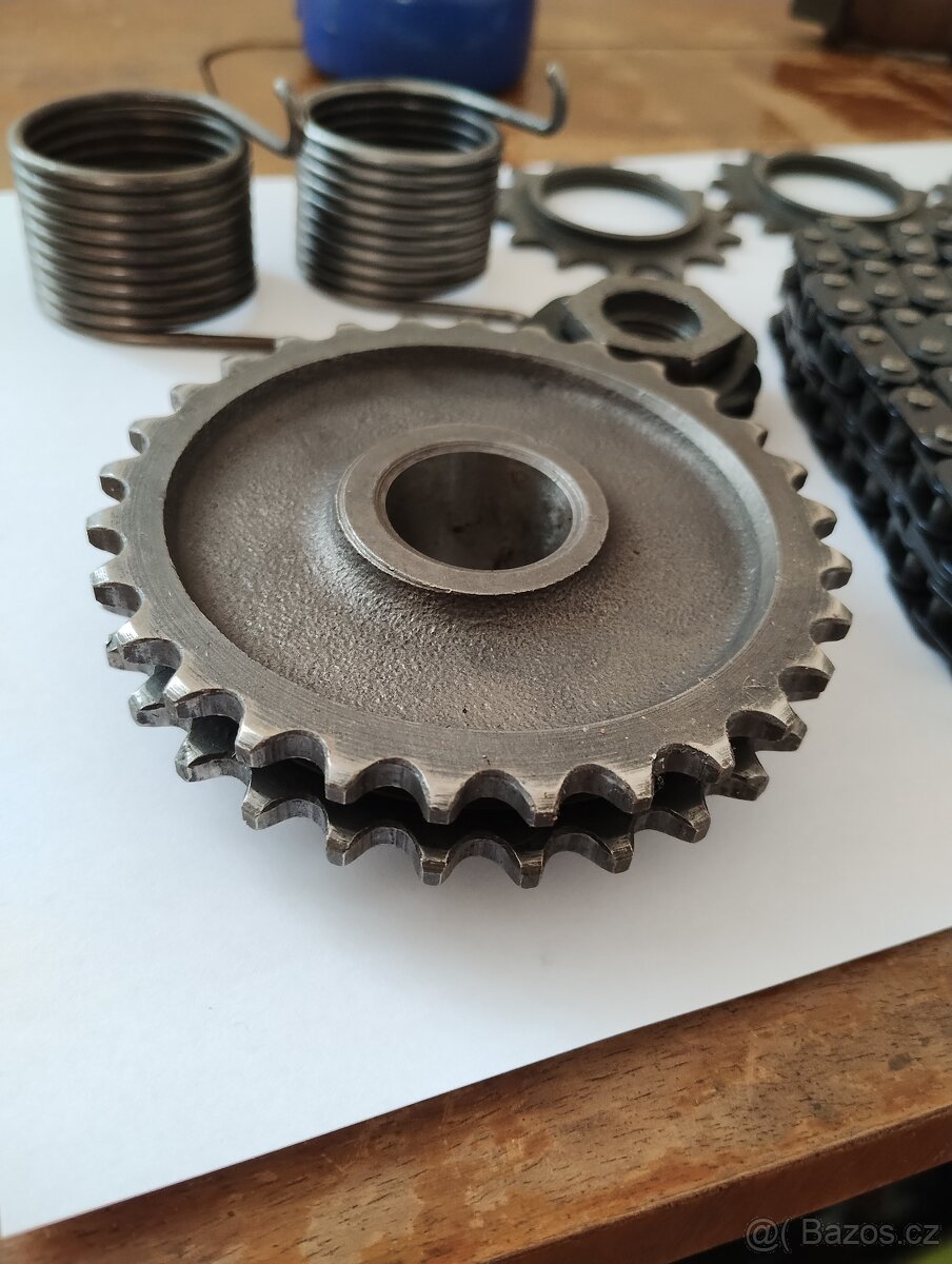 Prodám náhradní díly z motoru jawa 350 / 634 - 3