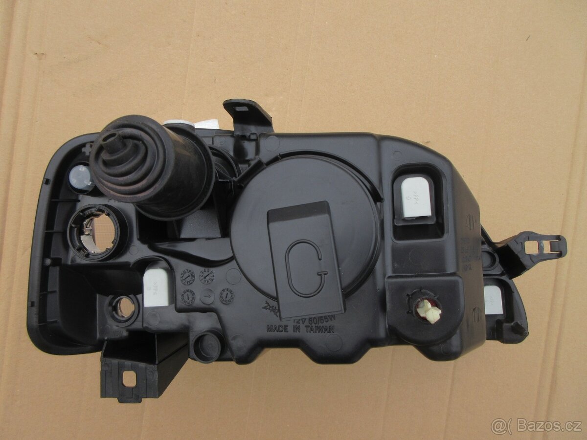 Dacia Logan levé přední světlo 551-1153L-LD-EM - 3