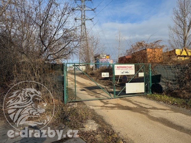 Dražba 3 pozemků o 4416 m2 v městské části Brno-Líšeň, okr. - 3